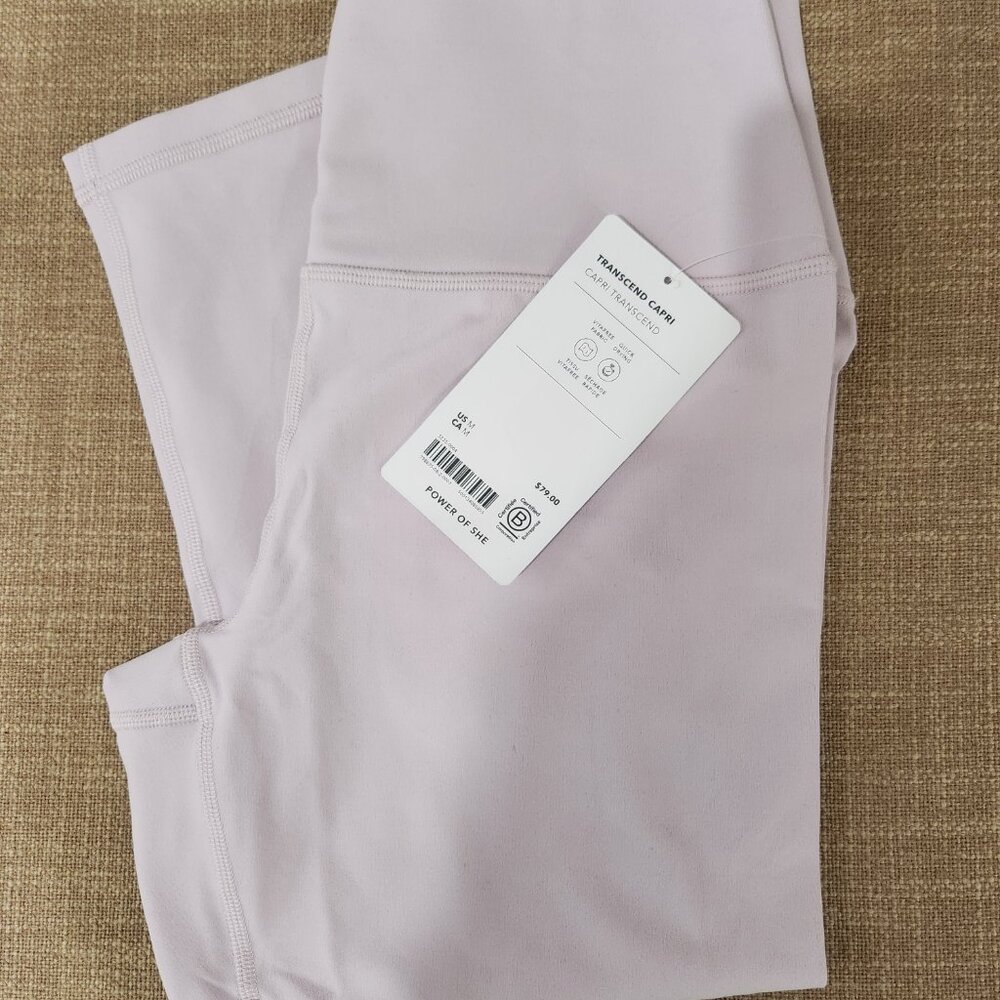 Athleta Transcend High Rise Capri Lilac Sky M NWT